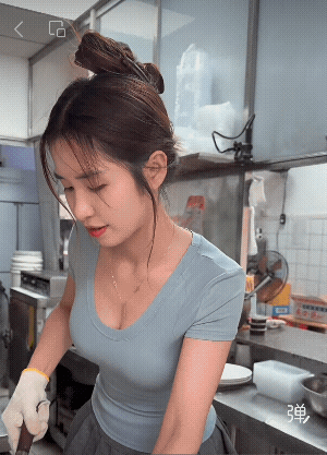 她们家的肠粉我吃了8年了，确实好吃！