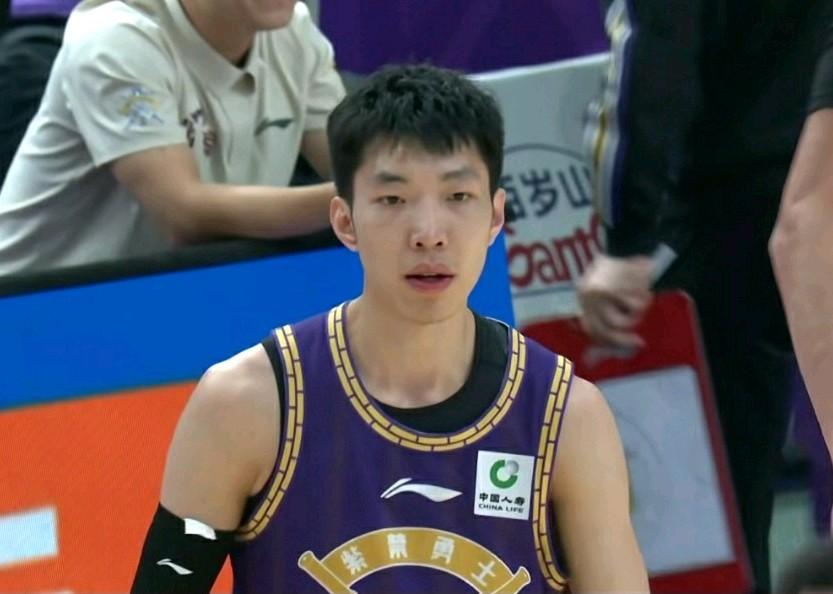 辽宁本钢惜败北京北控，产生6大不可思议的现象：1：廖三宁表现两极分化，狂送1