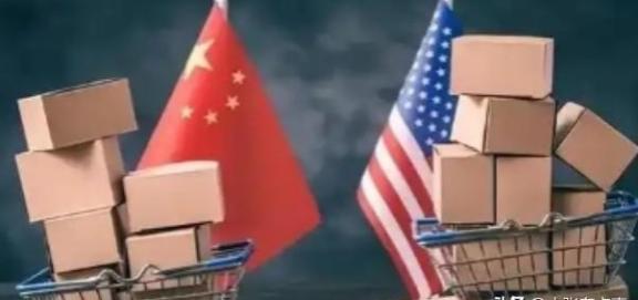 全世界现在都在赌中国和美国到底谁先扛不住，目前的状况是中国有货，美国有钱美国有钱