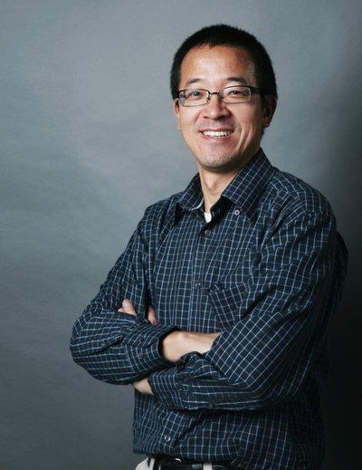 俞敏洪最近说的话挺让人意外的,他觉得没必要拼太狠,要是拼到英年早逝,还不如松着点