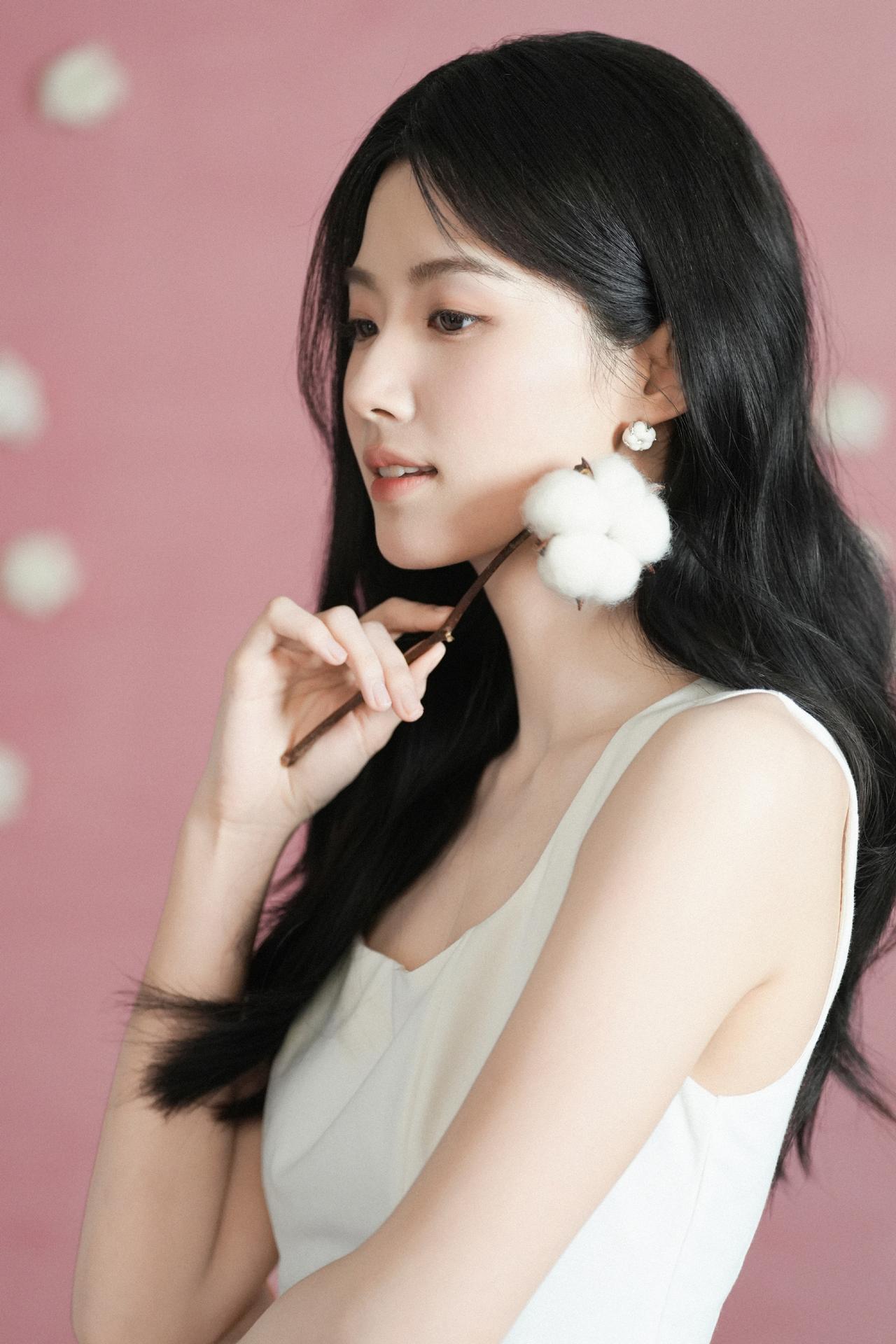 看着好舒服的小姐姐😘卢昱晓