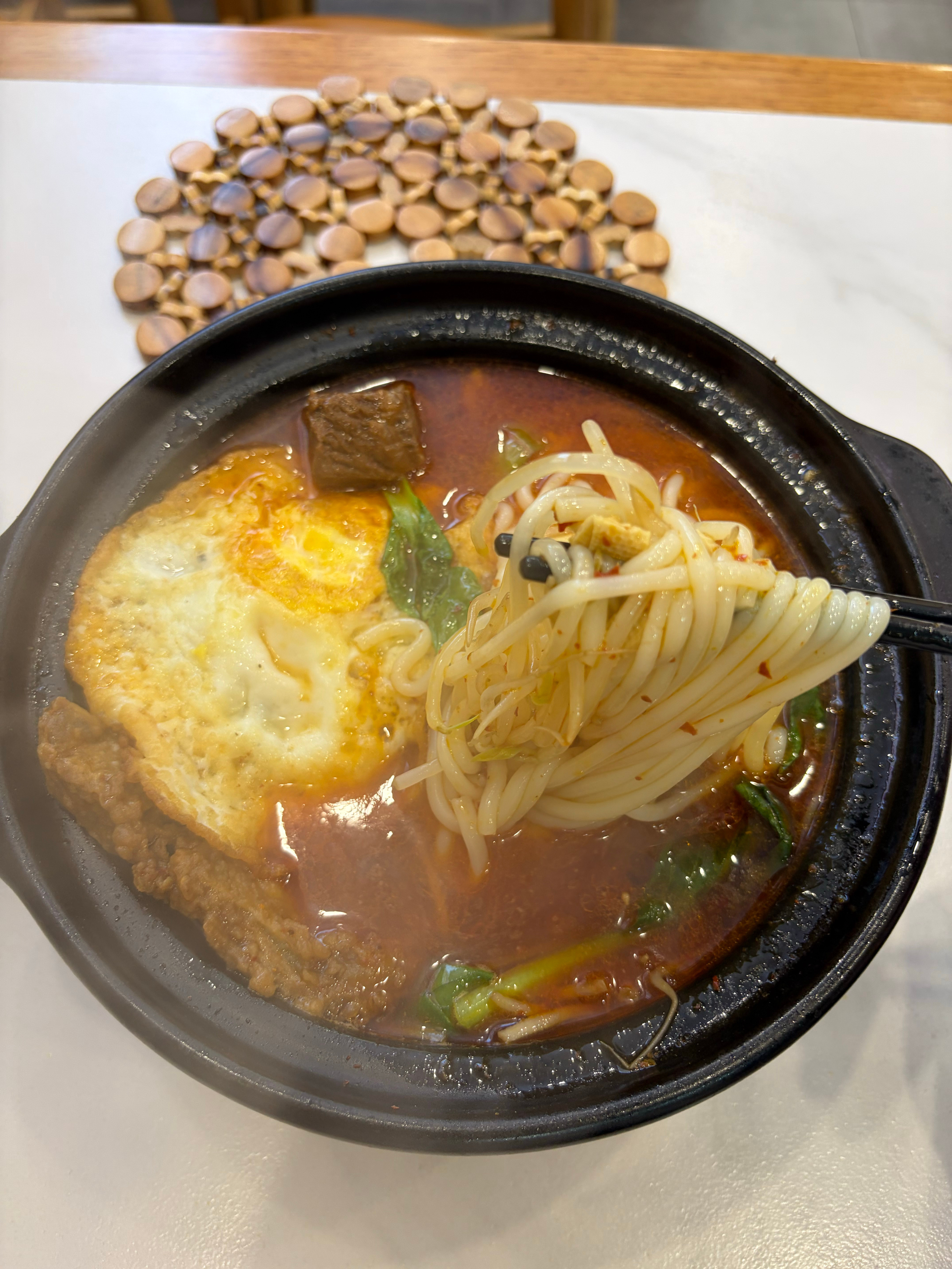 深夜放毒：麻辣牛腩米线