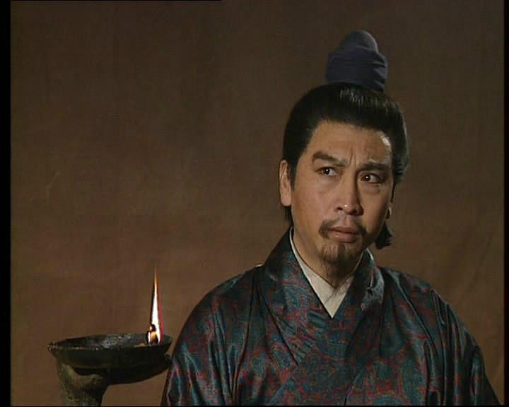 在《三国演义》中，李儒是董卓的女婿，也是董卓的智囊，他足智多谋，算无遗策，阴狠