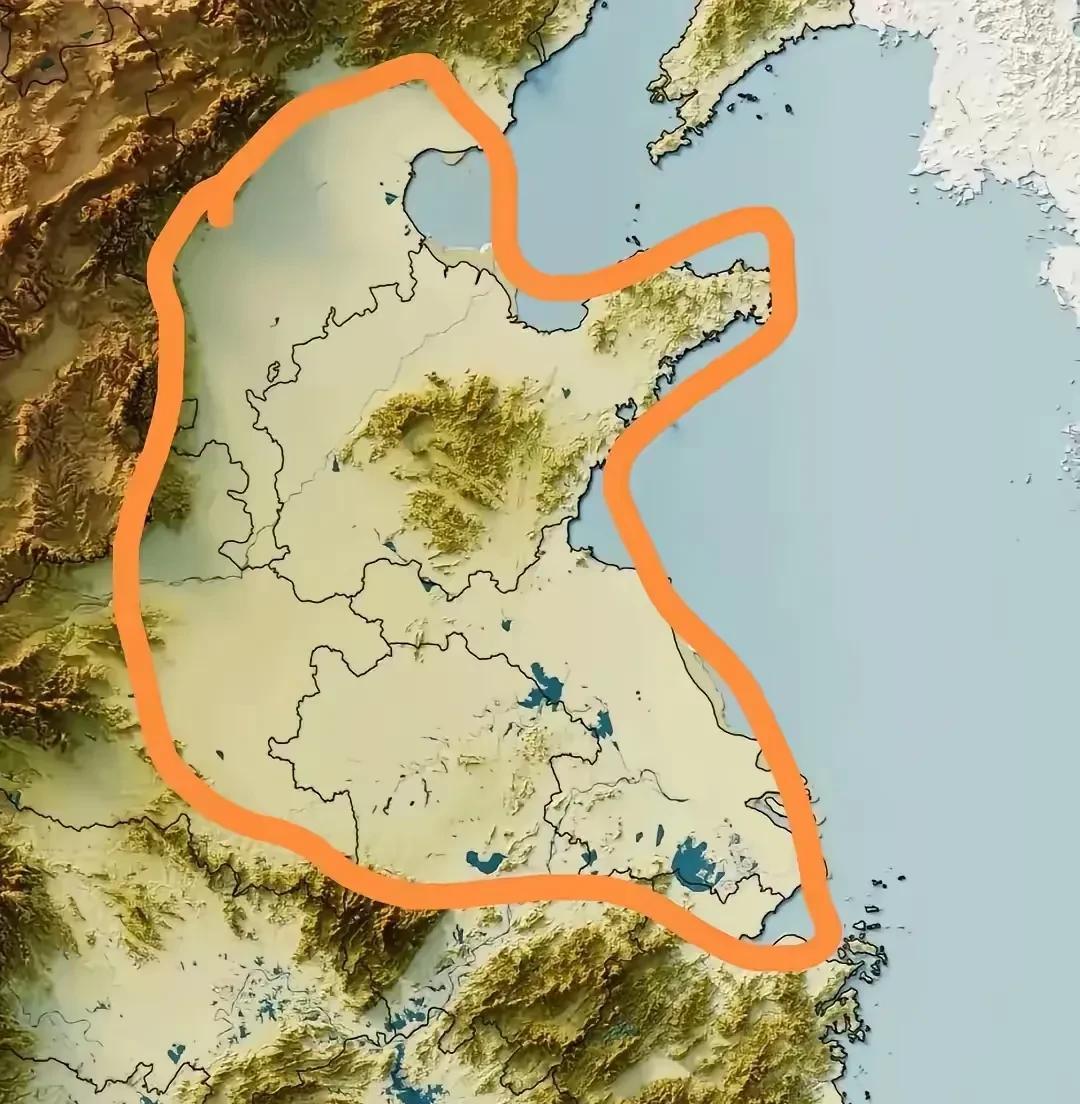 看了地形图，感觉山东确实十分重要，山东半岛扼守进入渤海的要冲，境内不仅有大块的平
