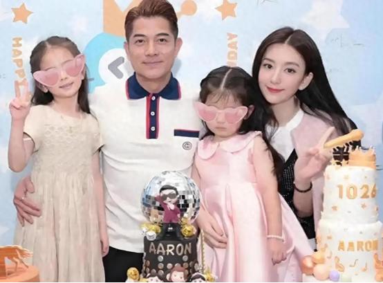 2天4个瓜，赌博输光42亿、婚内偷腥、殴打女演员，娱乐圈真劲爆 这两天娱乐