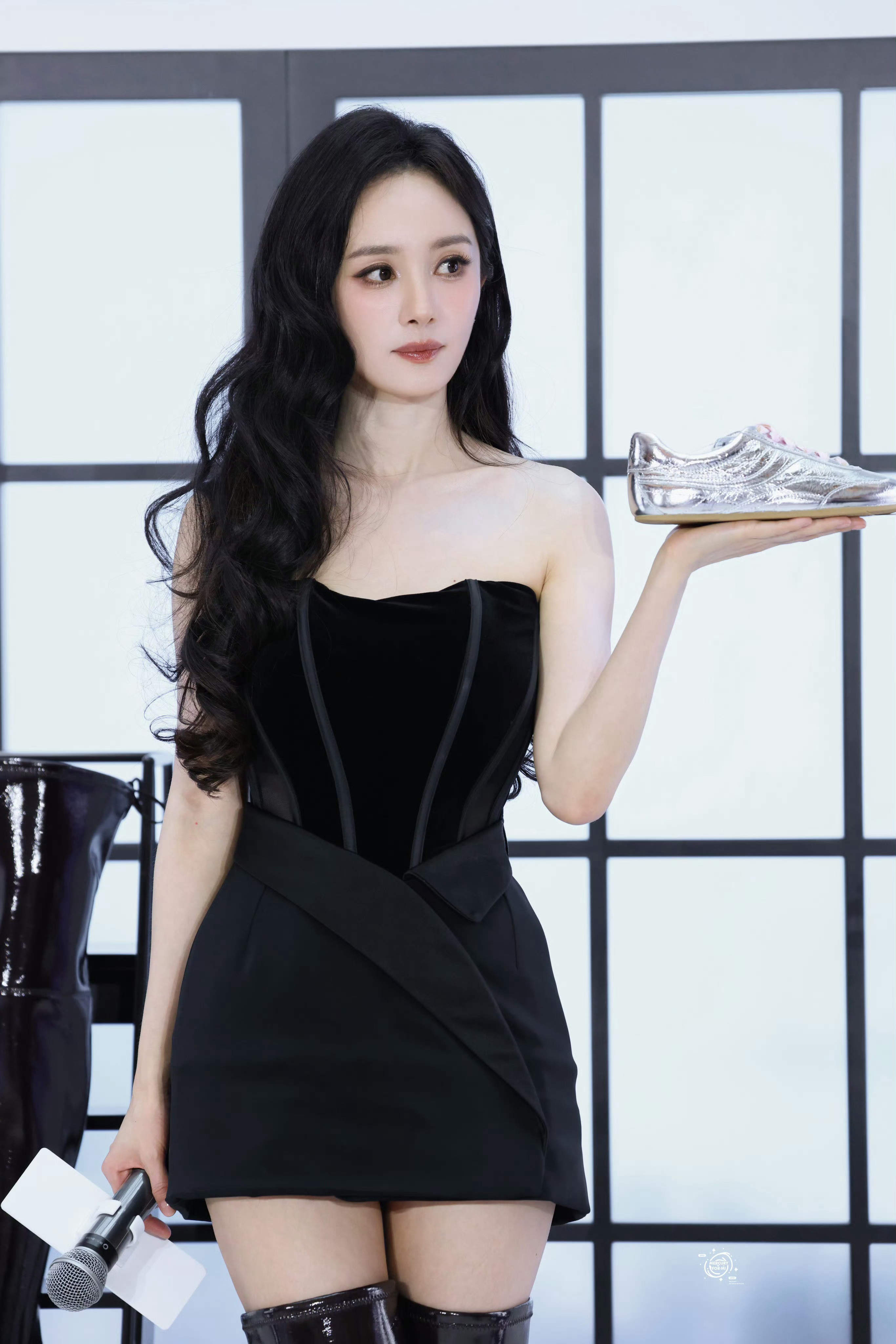 #杨幂##马筱梅夸杨幂皮肤状态超好#有早期的夏晚晴的味道了你们觉得呢🙌🙌🙌#杨幂sw女王驾到#