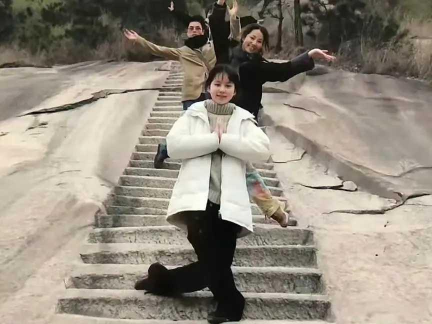 17岁的刘诗诗，真的有人从小美到大。​