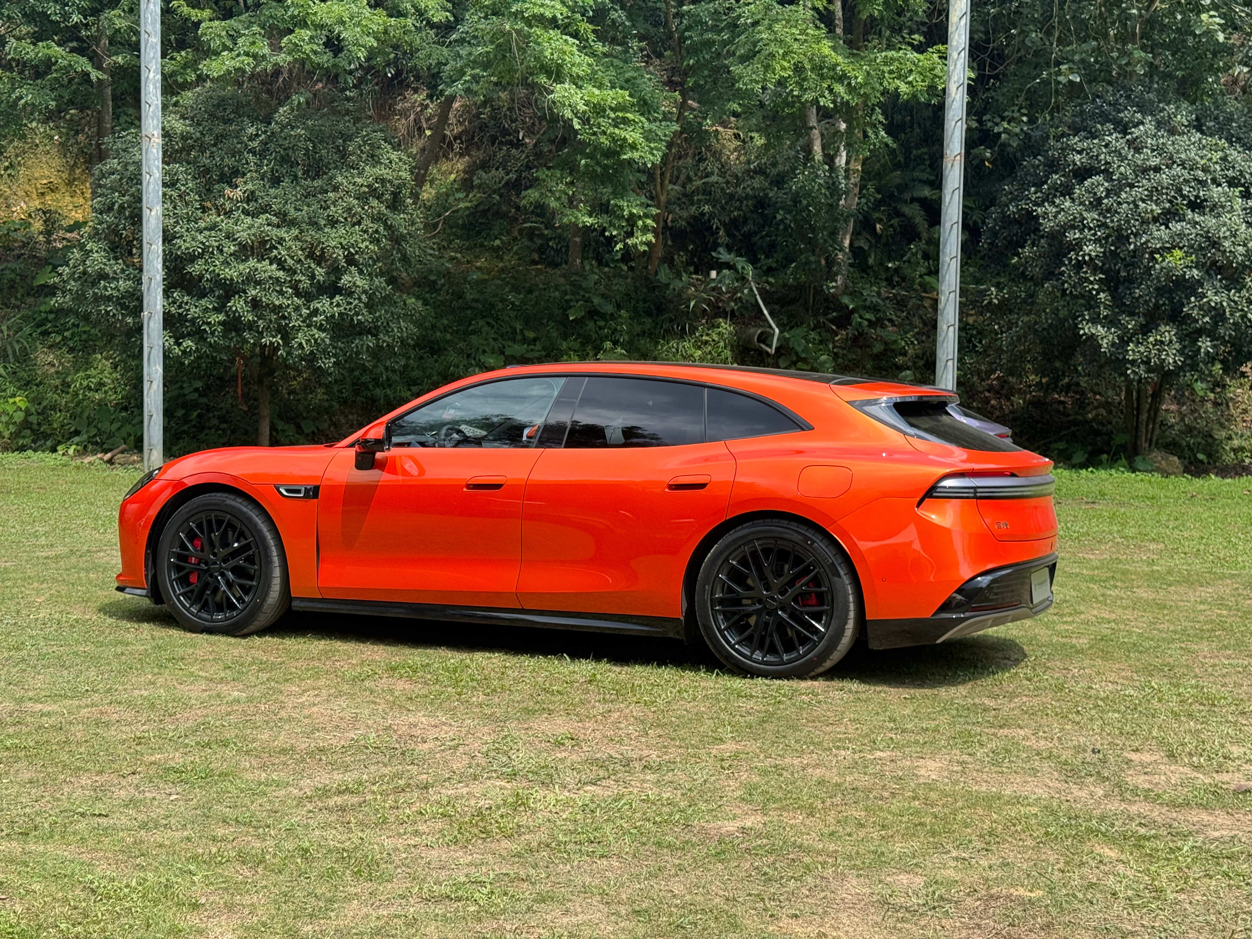 这一次基本把启境GT7的颜色凑齐了现场看下来，我最喜欢的颜色，一个是西西里橙，