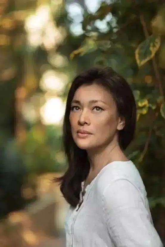 演员史可说：“2001年，我在瑞士生下大儿子，我的洋婆婆就只来看了我一次，还前呼