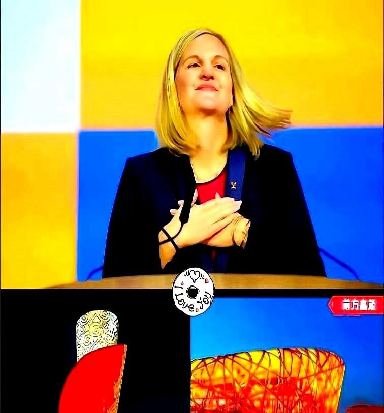 2008年北京奥运会直接把全世界惊呆了，开幕式一出，谁还敢再抄作业？那时候国