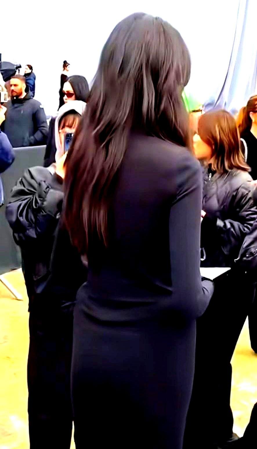 172cm，不到90斤的身材，居然被一件衣服搞成了“雪糕怪”？说的就是孙千。