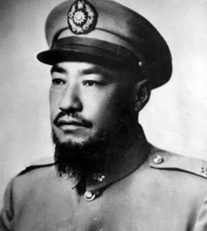 1958年，马家军残余势力在西北地区，发动大规模武装反扑，数万叛匪围攻第305炮