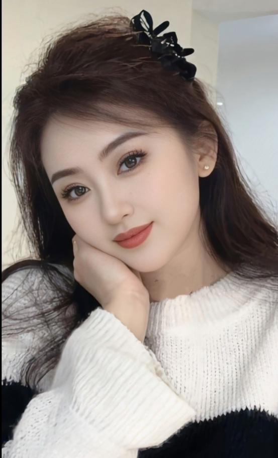 手托香腮夜漫长，一人无伴好凄凉，急盼月老牵红线，……请友续句……？上联