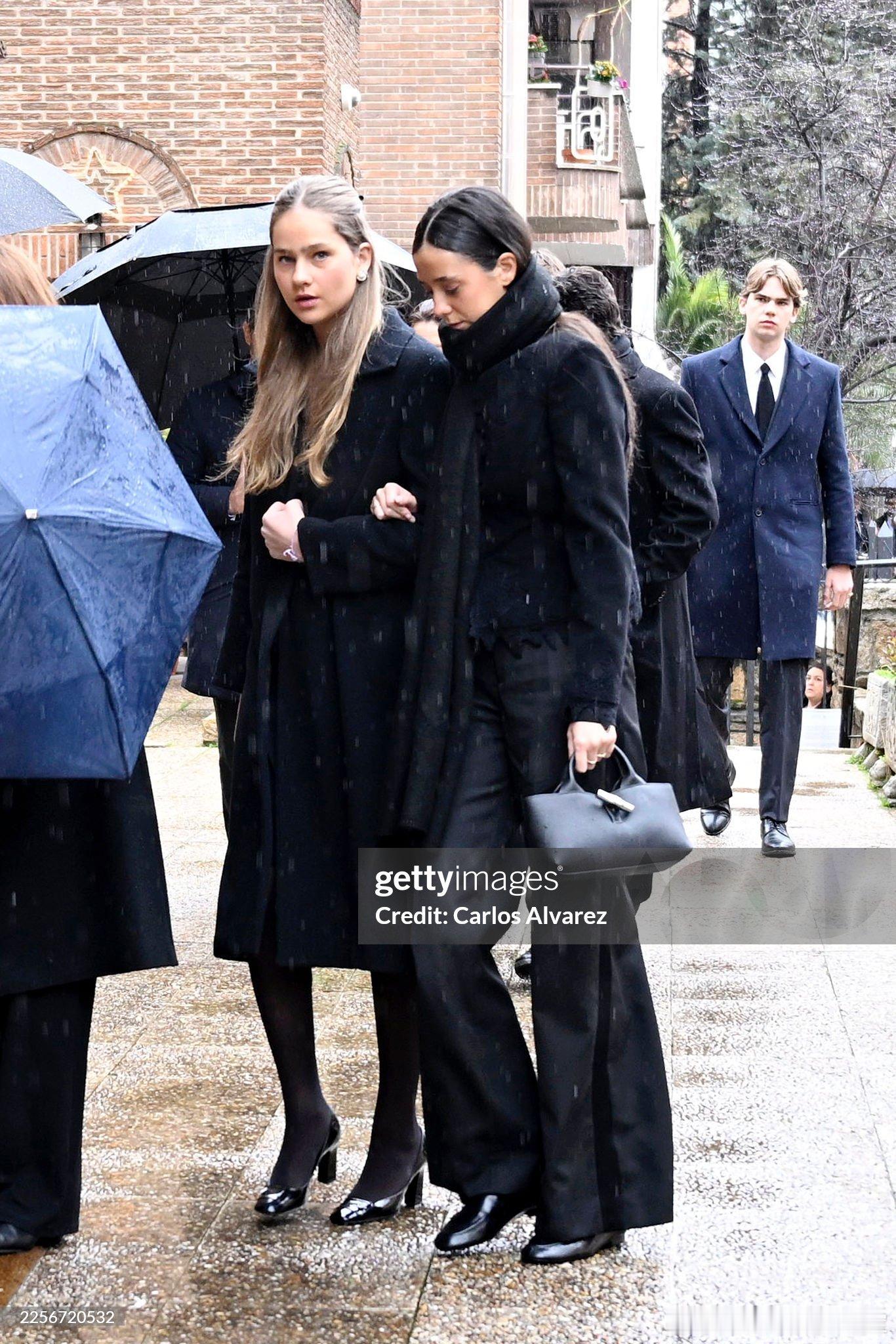 新闻2026.1.17西班牙王室成员及其亲友在马德里圣安德烈和圣德米特里希腊