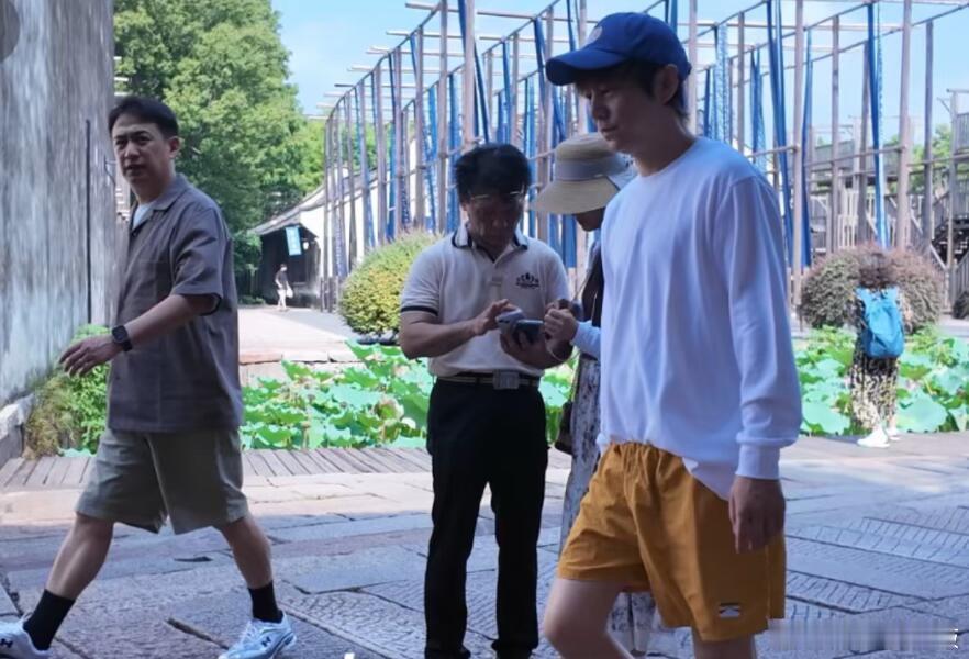 9.3向往的生活路透！看到黄磊、何炅、张子枫、杨超越、彭昱畅、齐溪向往的生活[超