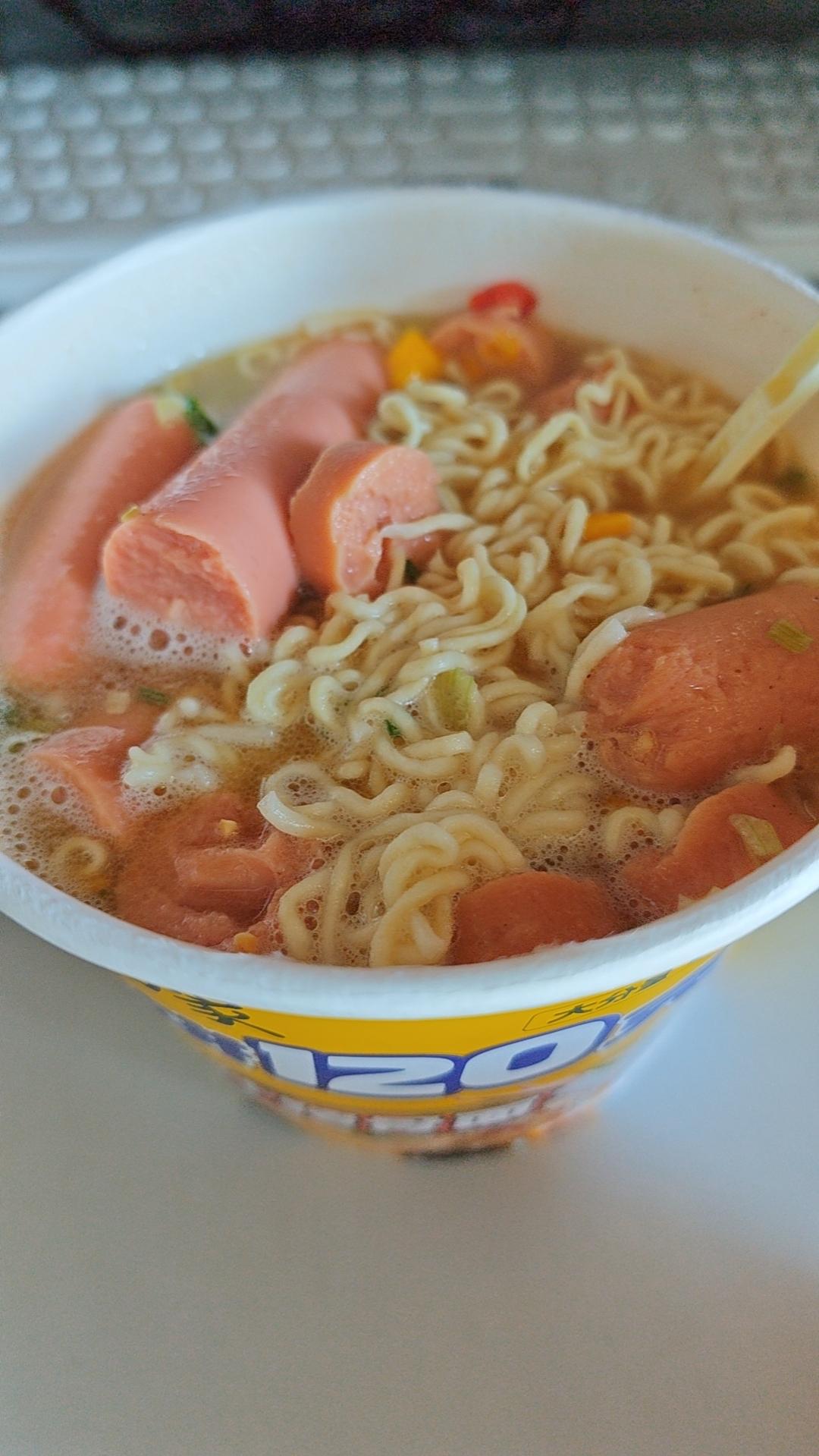 我现在的号码只用了十几年，但是大概率后面会用20年以上，因为现在的人换号码的成本