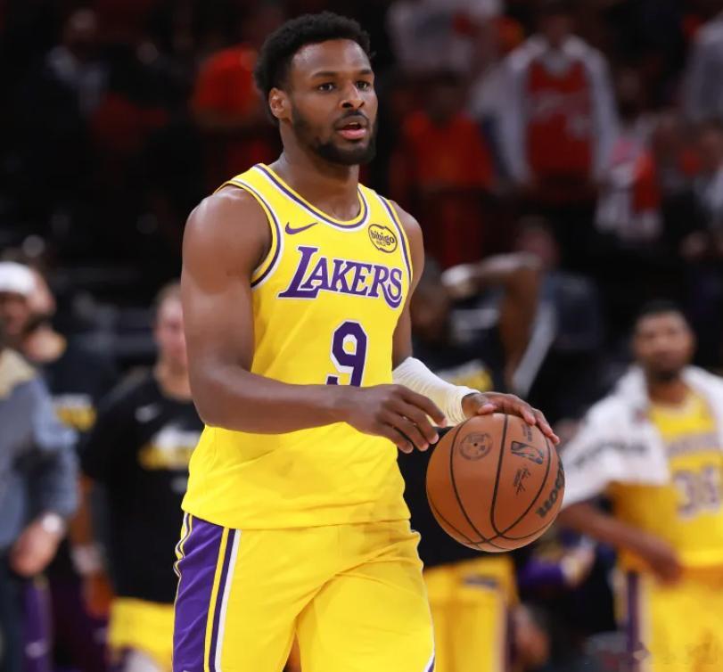 NBA｜湖人3人交易方案出炉！送走布朗尼·詹姆斯，换鹈鹕全能锋线新星这个休赛期，