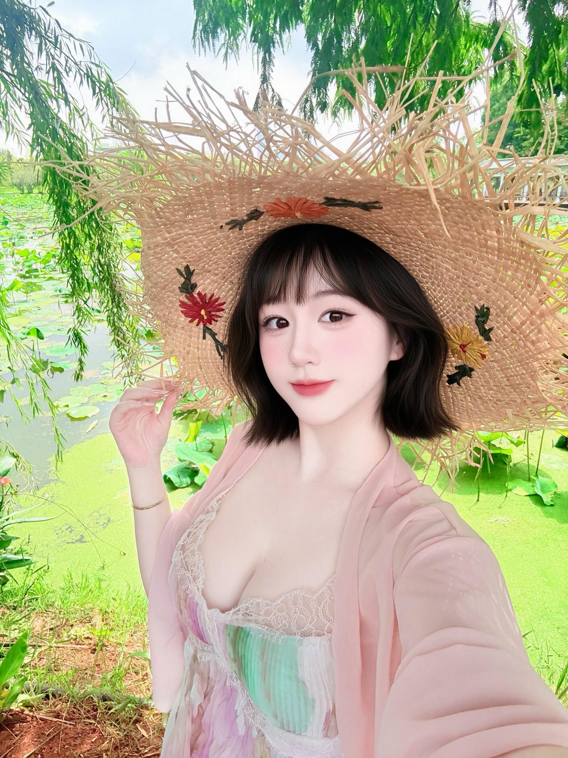 天气好 心情好 看看这荷花多漂亮