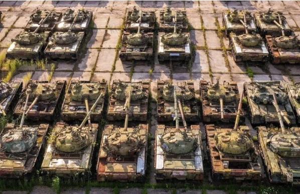 图文：俄军冷战坦克库存已消耗72%，仅有815辆坦克处于可修复状态开源分析师