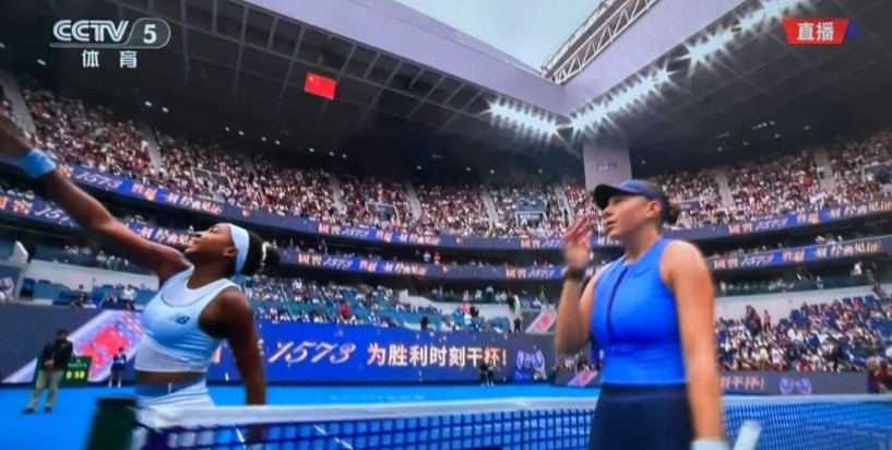 本来以为是一个超级大餐，哪知道是一顿五块钱的便宜快餐！一小时不到，58分钟结束！