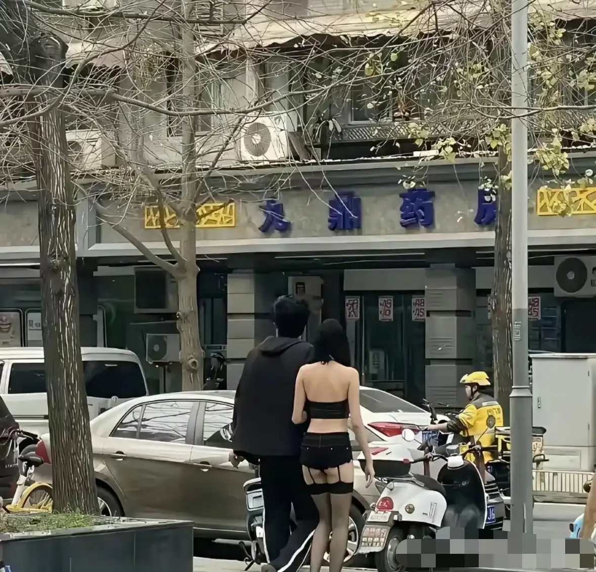 谁舍得自己女朋友这样穿？