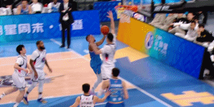 CBA再这么吹，完蛋的不是CBA，葬送的是中国的篮球！客场赢了北京的山东也没啥