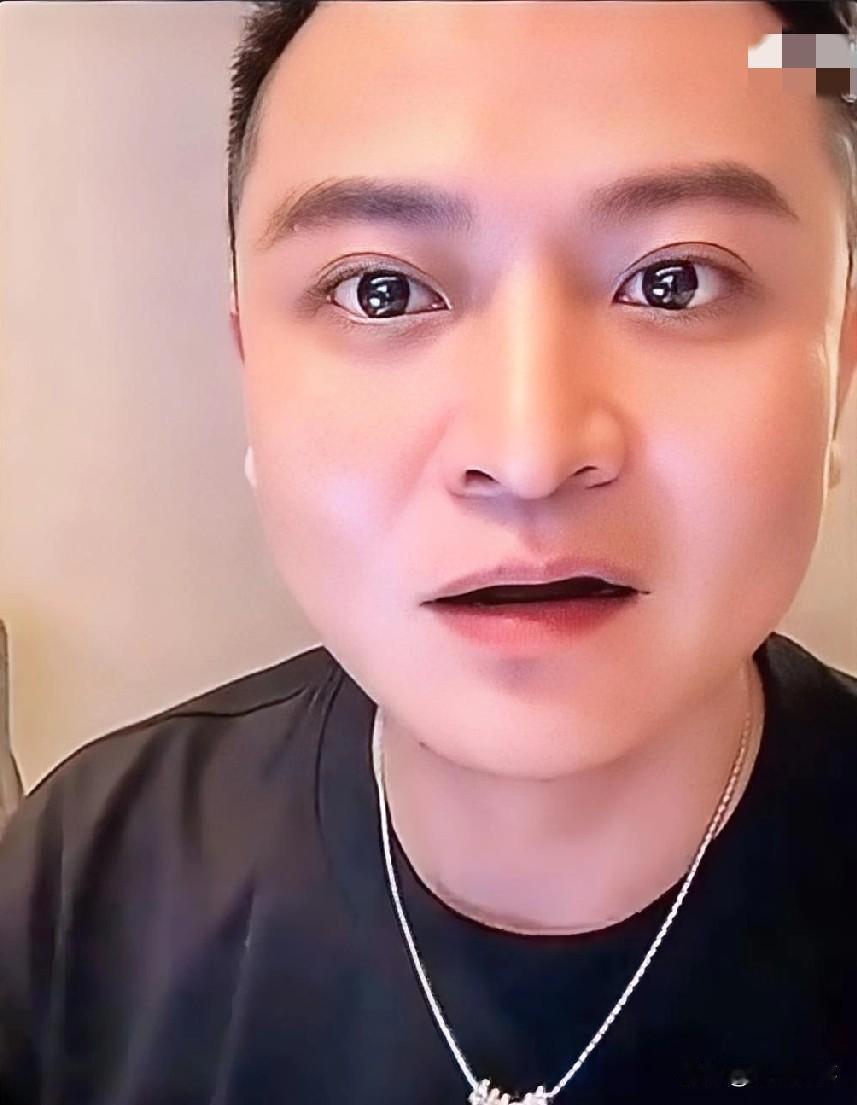 二子爷怒批海鸭蛋、小胖！你们能给做什么流量吗？卖了多少货吗？拿双筷子就去，纸