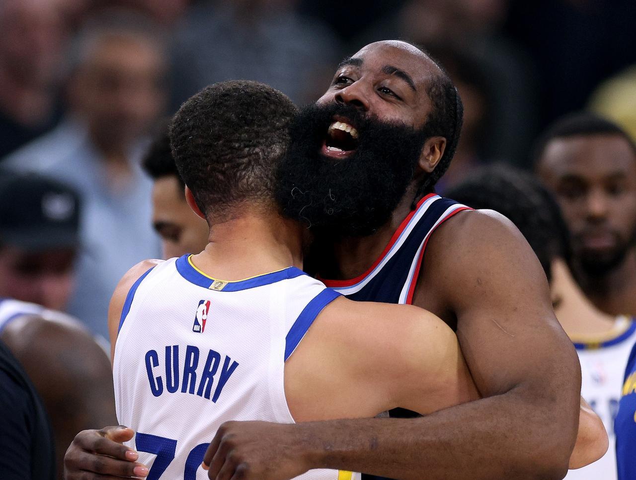 快船79-98勇士。勇士：巴特勒21分5板5助、库里19分2板8助2断、波斯特1