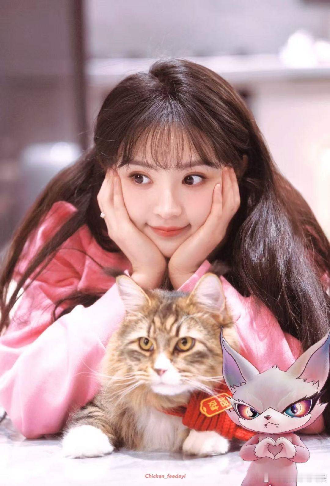 田曦薇猫塑喵塑yyds！圆眼娇憨，笑容甜糯，一举一动都透着小奶喵的灵动，萌