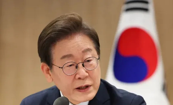 美国大开口：韩国得出4000亿美金！---