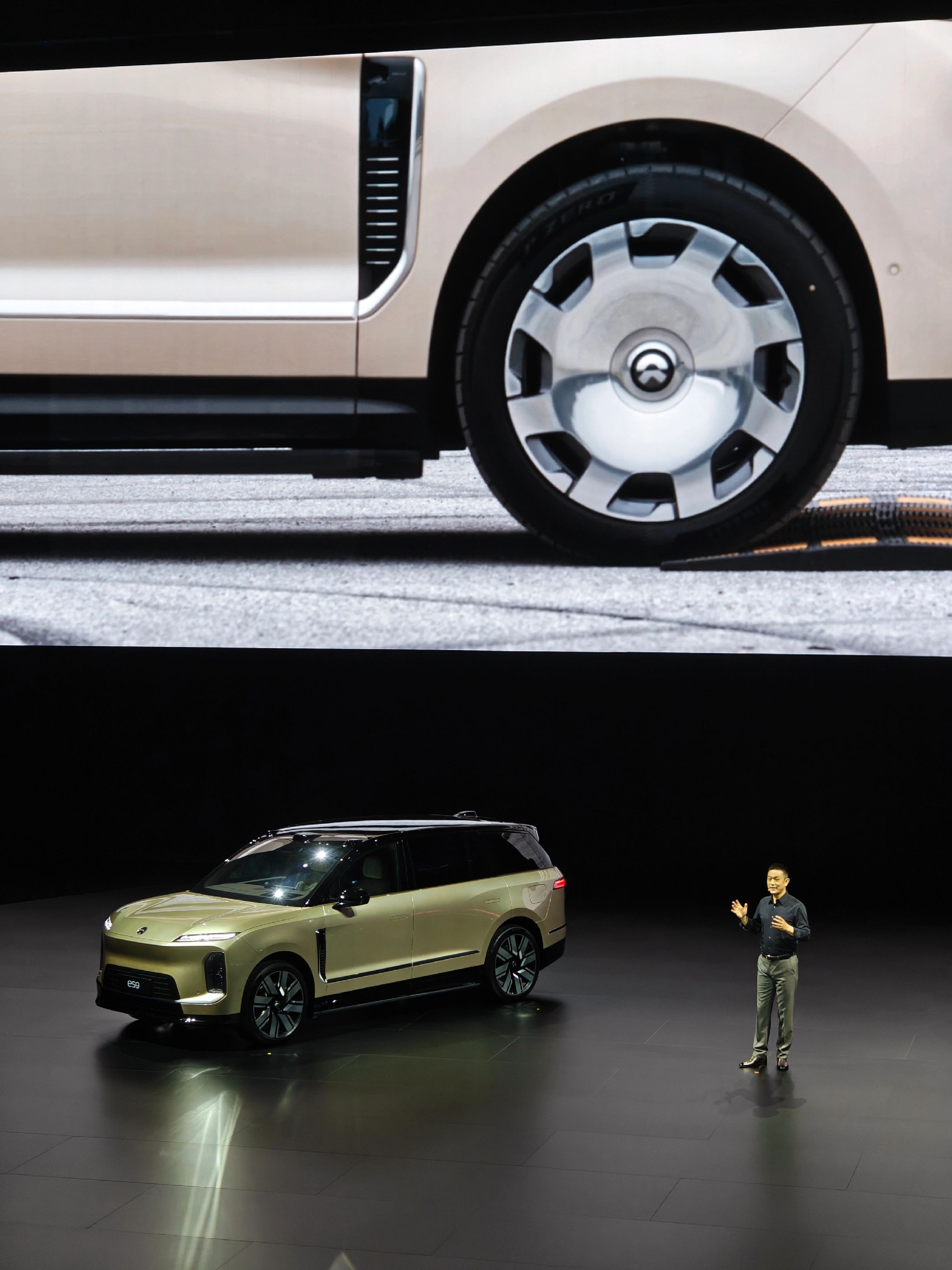 近期，蔚来内部会议上，李斌将二季度VAU目标锁定为“战略新品发布”。他表示，二季