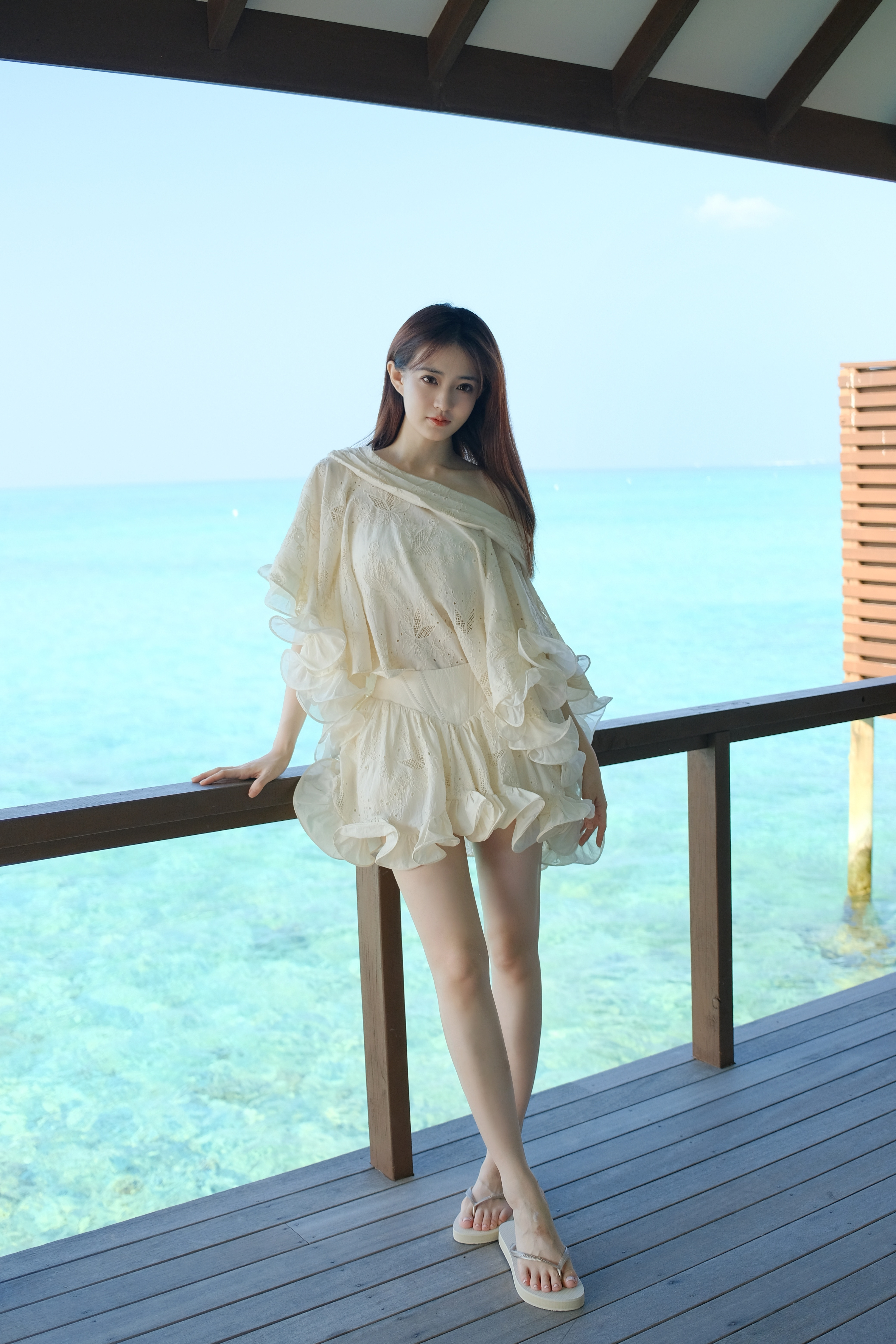 🍭徐璐怎么有点好笑的样子徐璐办完终身卡美容院倒闭了
