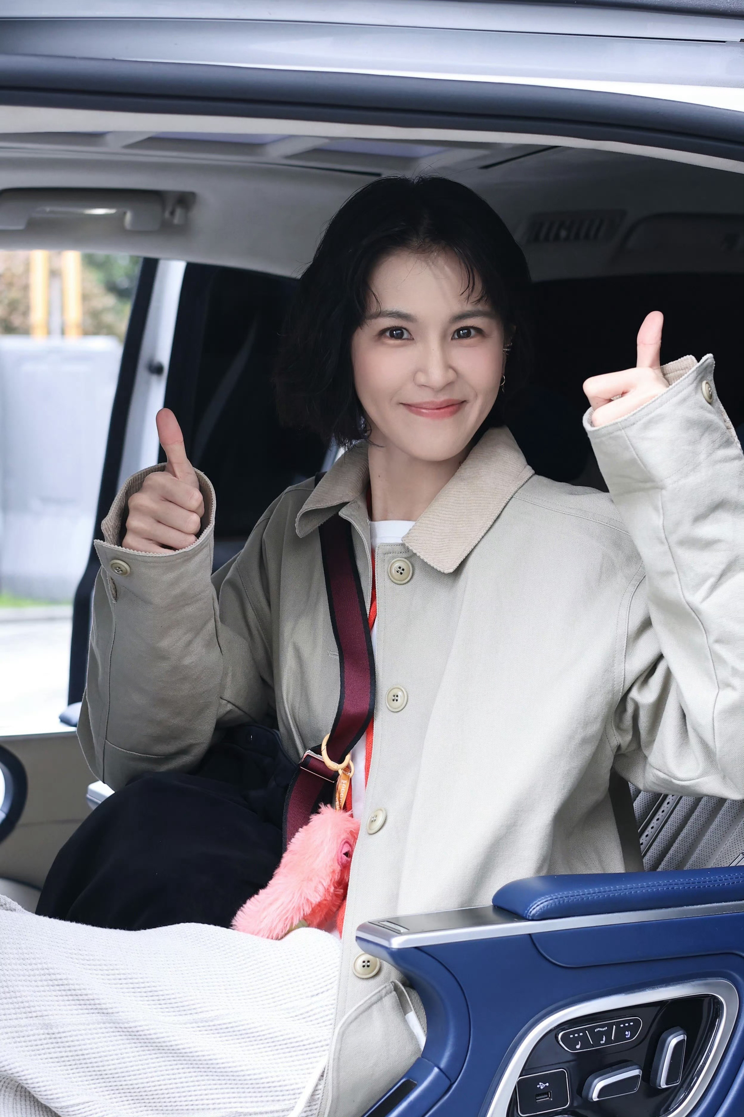 曾沛慈人气第一曾沛慈《乘风2026》的人气断层领先，目前夯值直达200万，大爆势