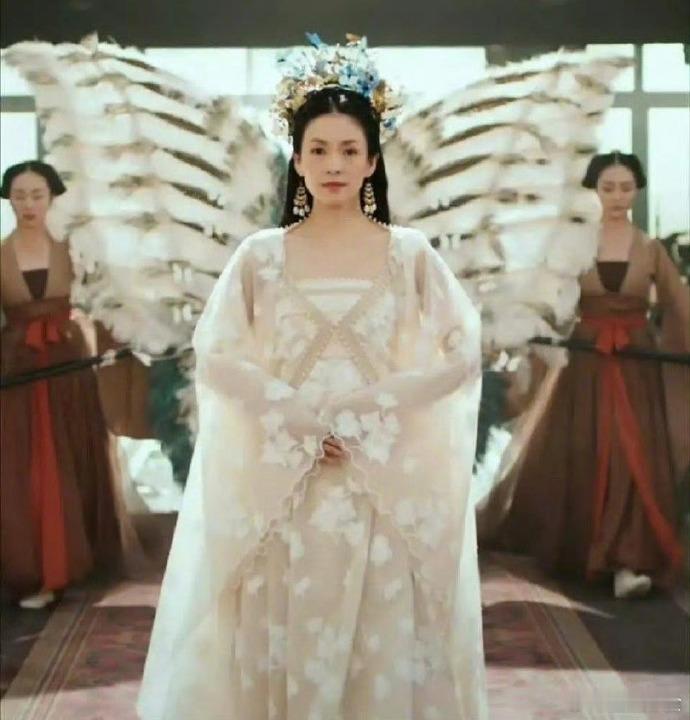 听说这几位电影咖都是看了《甄嬛传》之后，才拍古偶的