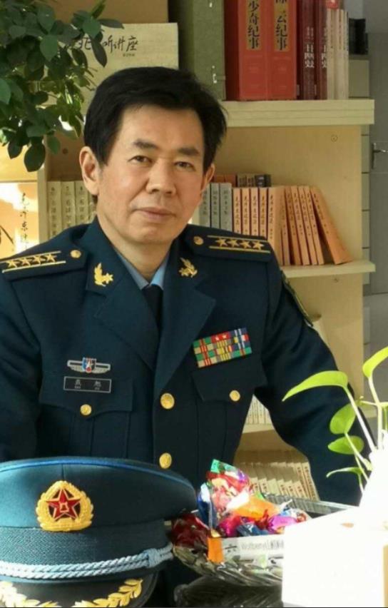 中美开战谁更怕？戴旭揭秘：中国这张王牌能让美国霸权崩塌！