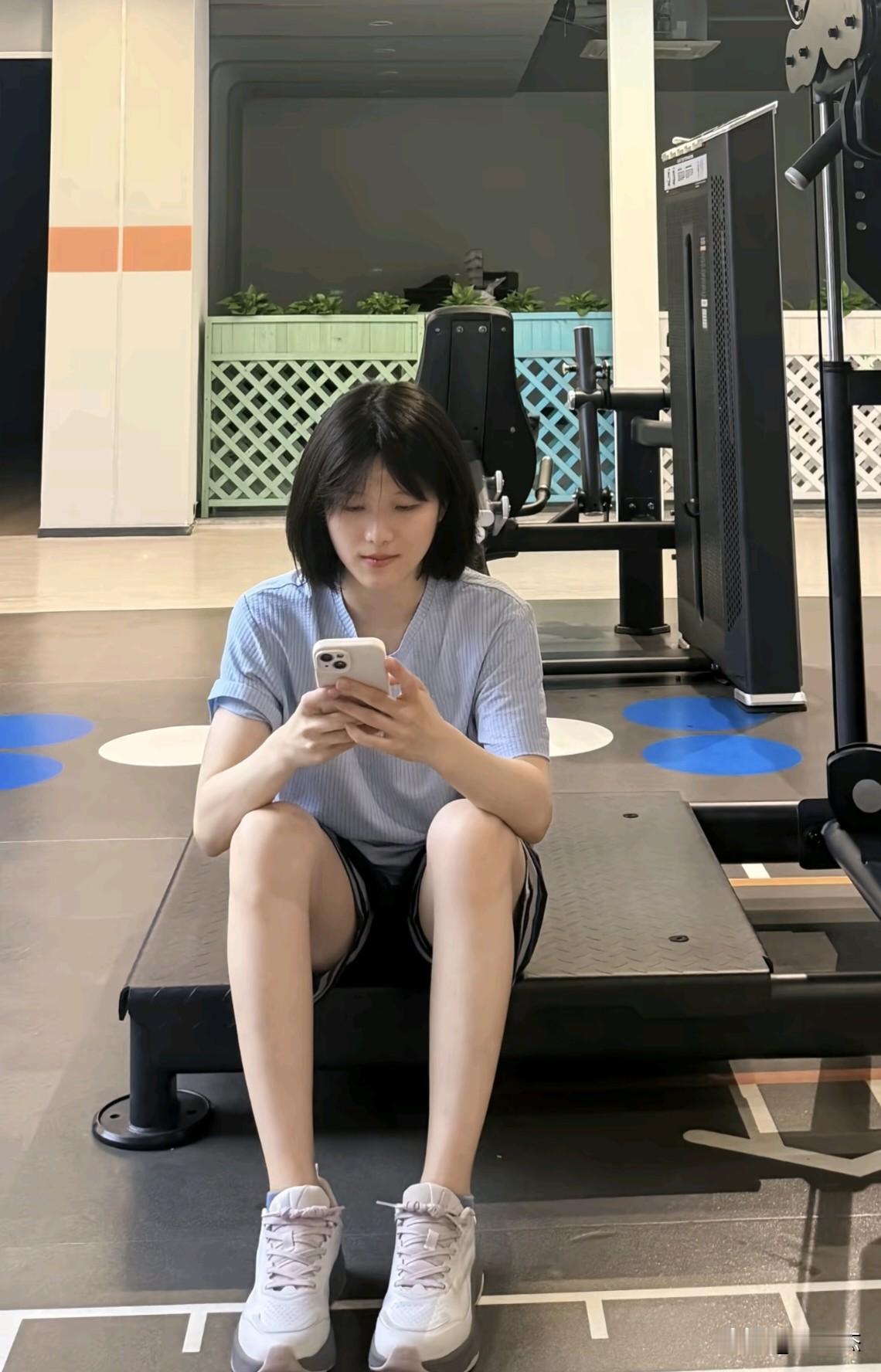 据说90%的女生想练成这样的气质。