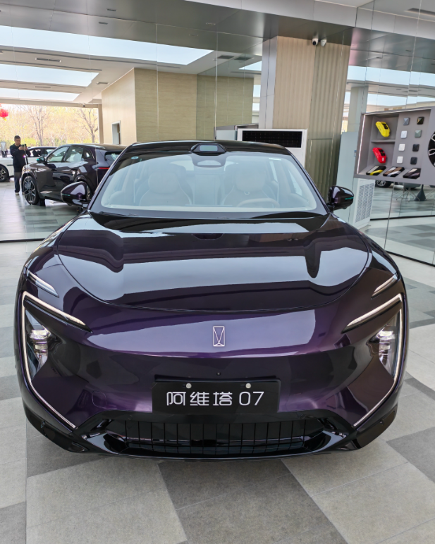 2026款阿维塔07：20万级满配华为智驾SUV，入门即高配