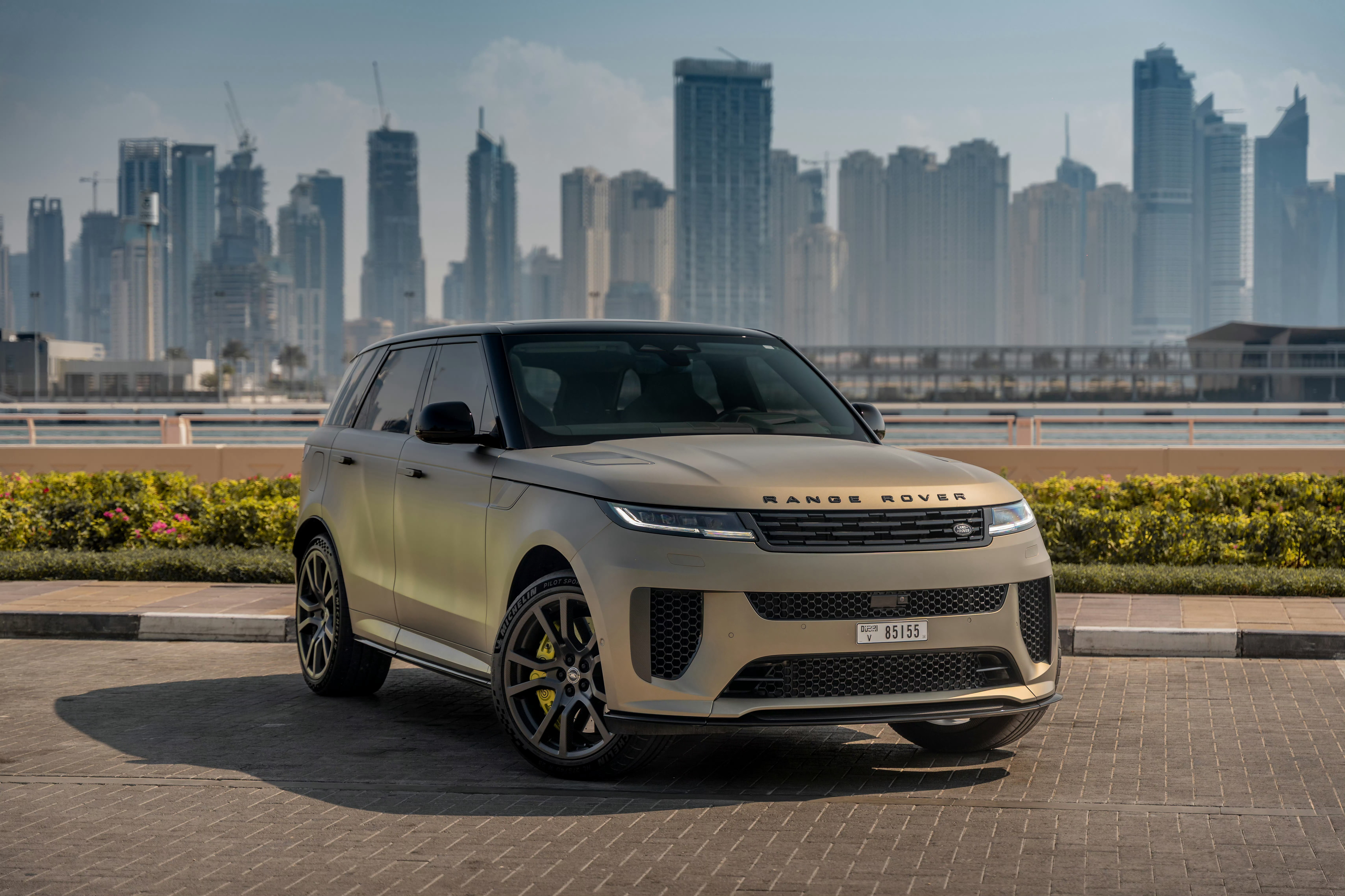 路虎RangeRoverSportSV