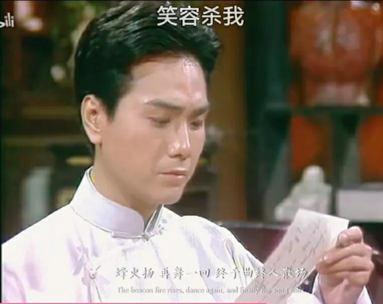 我国民国时期的长衫比西装要漂亮多了。看看相片就知道了。有图有真相。而且西装硬邦