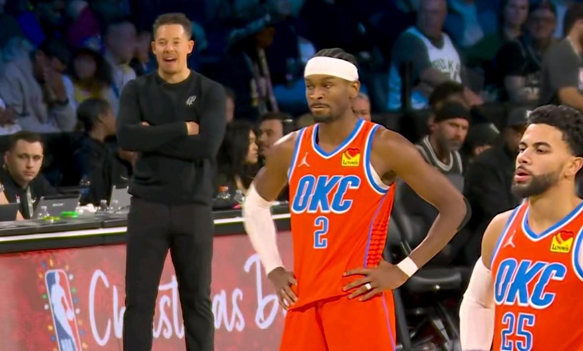 雷霆不是稳如老狗吗？都说是无敌的存在，就因为亚历山大关键时刻总能站出来，可是亚历