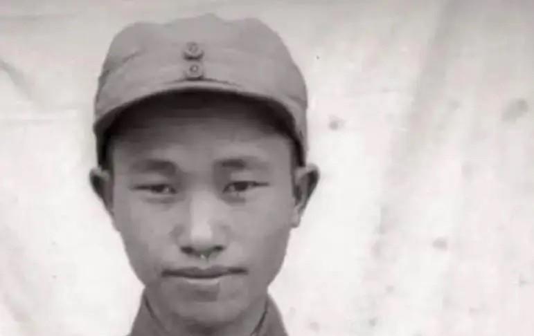 那位提起大刀带头冲锋的师政委，可真把军长郑维山气得不轻。1949年9月，宁夏战役