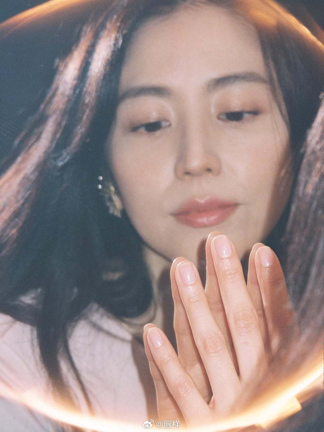 长泽雅美最新INS美图这身礼服就是日奥颁奖礼穿的那件对我眼睛很好