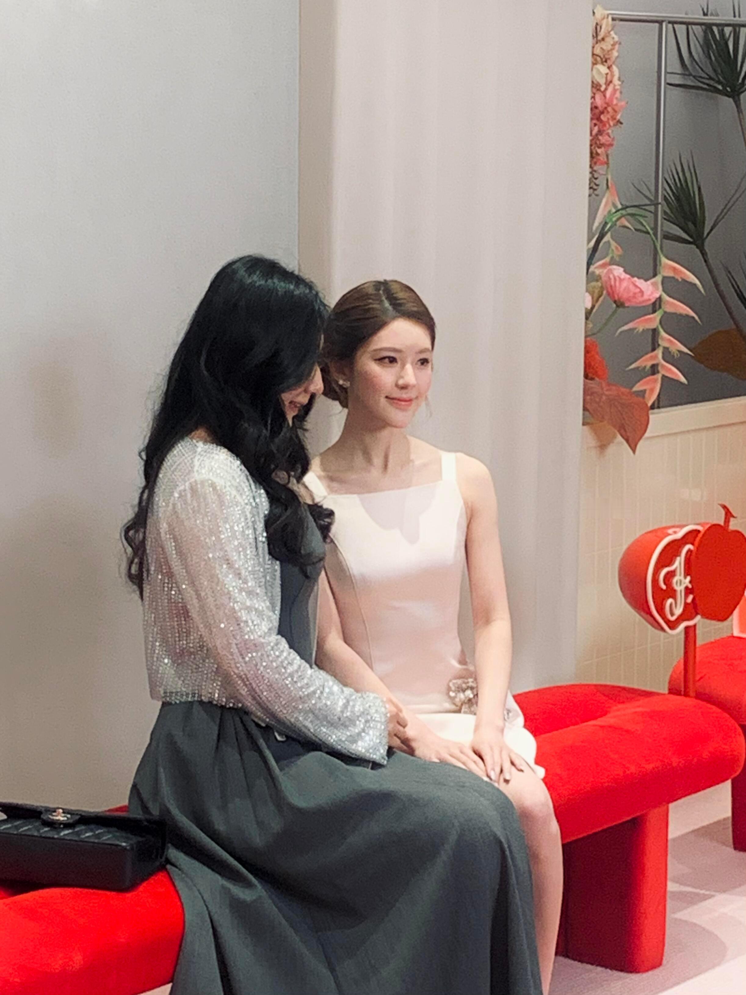 赵露思JORYA活动生图直出