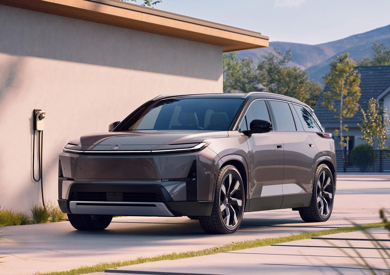 【汉兰达纯电版发布！续航515km！】全新汉兰达EV，是丰田首款在美国本土生