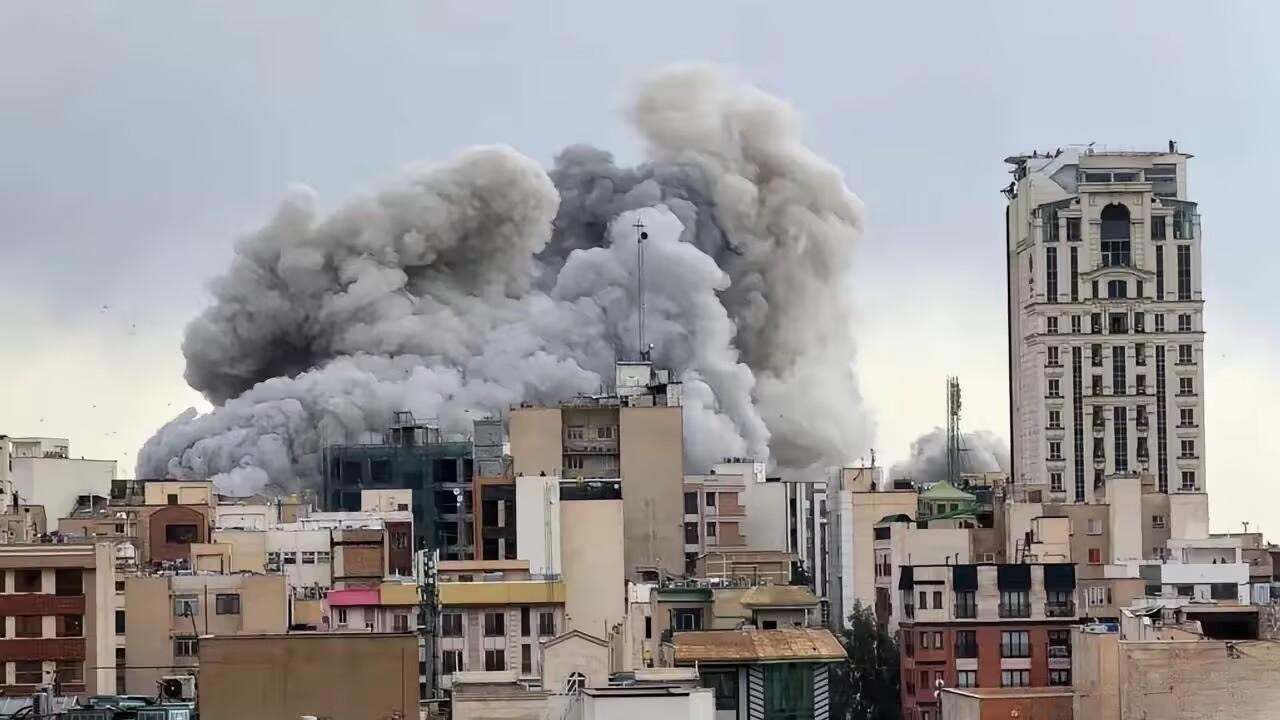 伊朗议长放狠话：敢动我基建，我就炸你老巢！2026年3月9日凌晨5时伊朗议