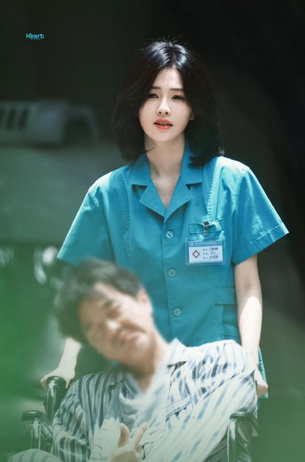 白鹿粉丝对《开到荼靡》妆造不满！白鹿新剧《开到荼靡》短发造型引粉丝不满，粉丝认