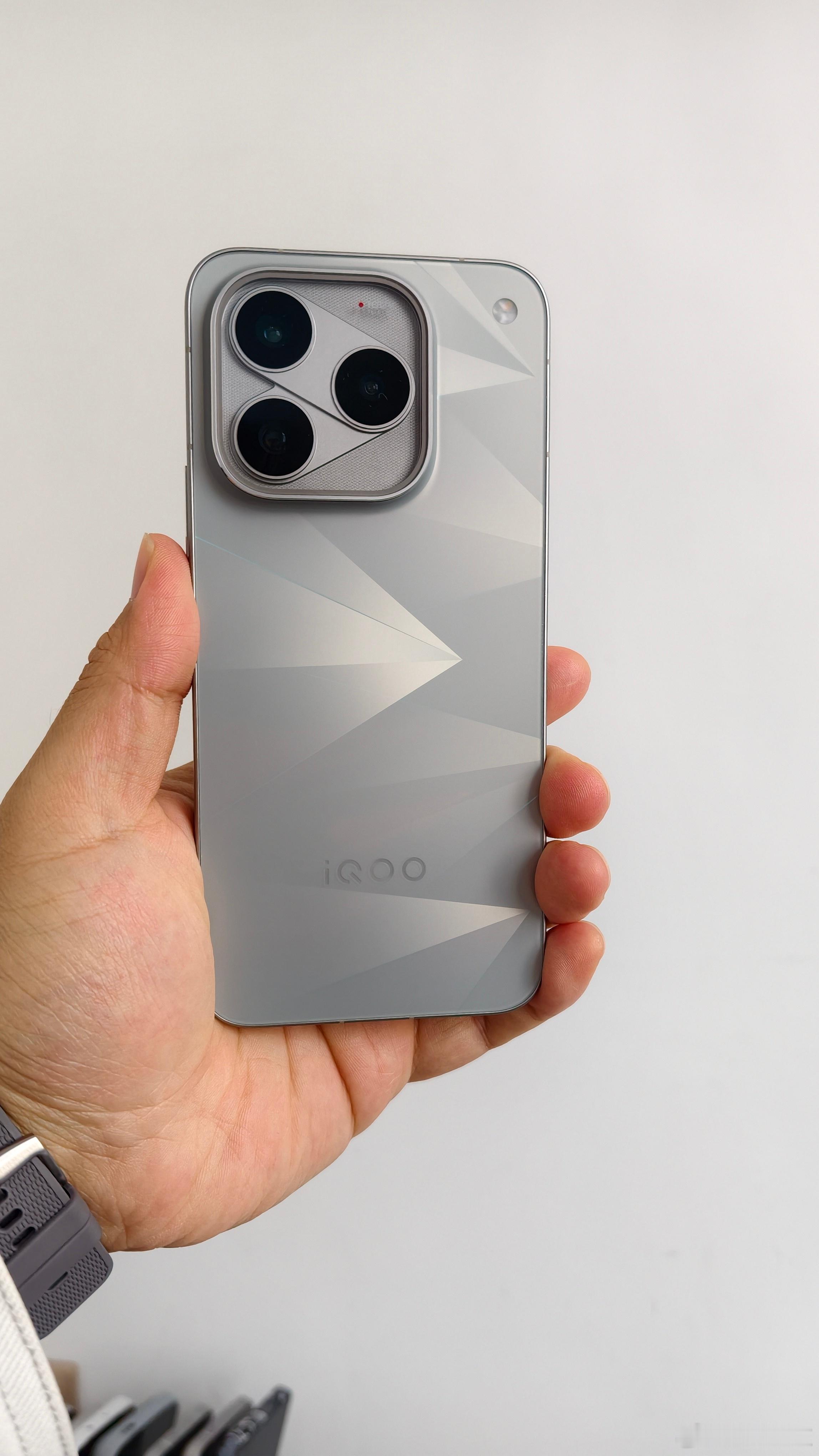 iQOO16165帧的王者荣耀，都体验上了吗？很给力！iqoo​​​