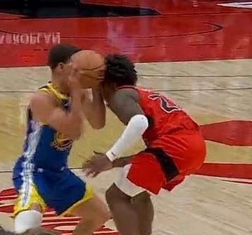 裁判报告承认误判的那一刻，勇士的战术板上已经被划掉了胜利。联盟准备扩大的挑战制