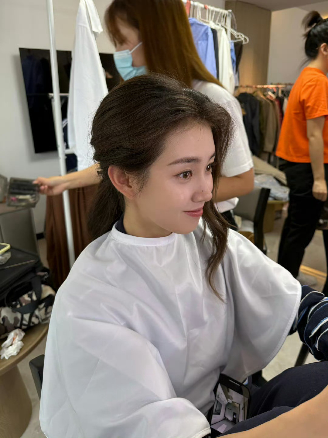 郭宇欣自曝想当演员是因为赵丽颖：没有人会成为她，但每个人都是自己。郭宇欣这是要往