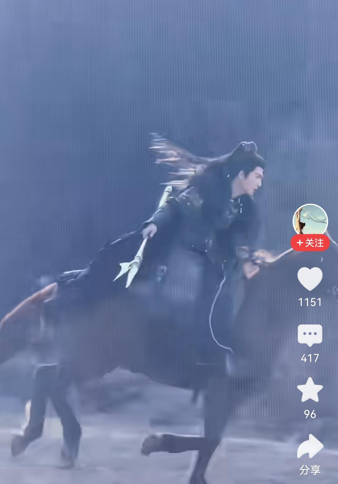 [吃瓜]张凌赫被群嘲“粉底液将军”，除了妆容过于精致，还有一个“证据”就是说